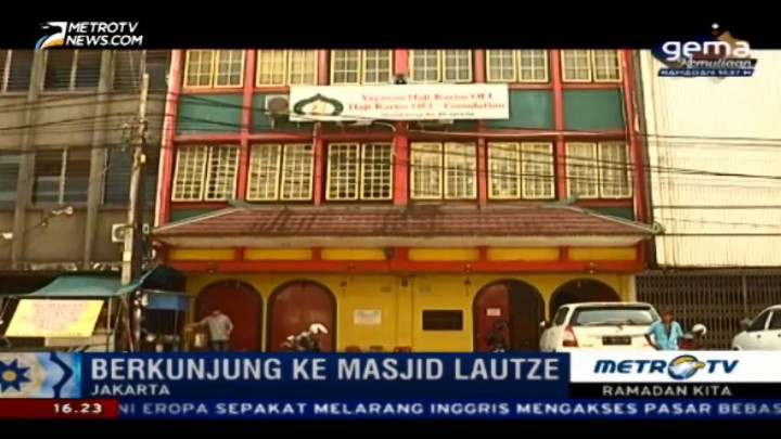 Mengunjungi Masjid Bernuansa Tionghoa