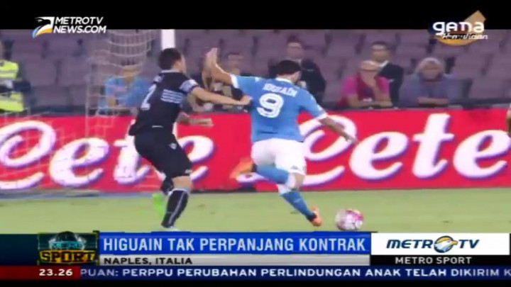 Gonzalo Higuain Tak Perpanjang Kontrak dengan Napoli
