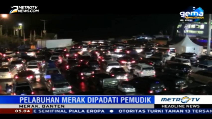 Pelabuhan Merak Mulai Dipadati Pemudik
