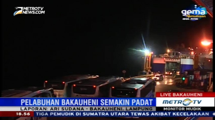Empat Hari Jelang Lebaran Pelabuhan Bakauheni Semakin Dipadati Pemudik