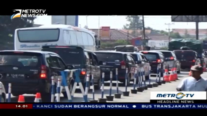 Jalur Pantura Tegal Padat Merayap