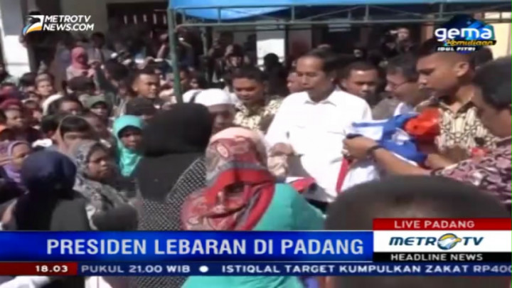 Jokowi Malam Takbiran di Padang