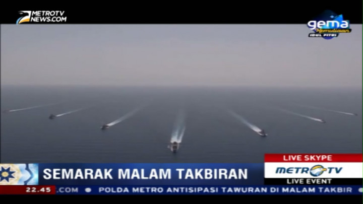 Tim Perdamaian Rayakan Lebaran di Atas Kapal Perang