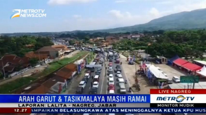 Arus Lalin di Jalur Selatan Nagreg Padat