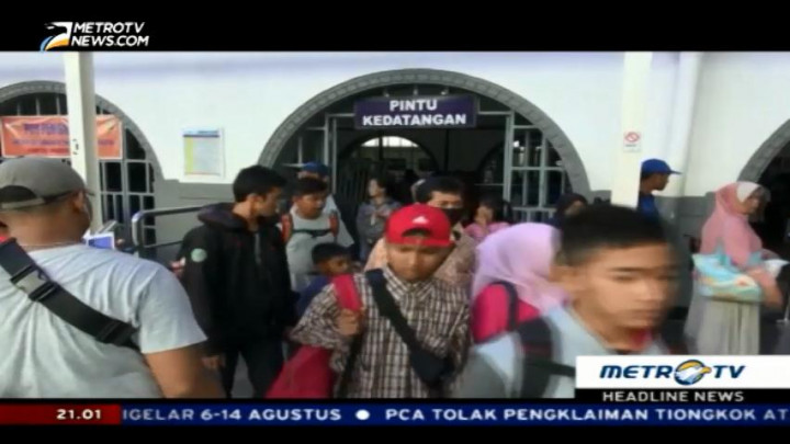 Baru 25 Persen Pemudik di Stasiun Senen yang Telah Kembali