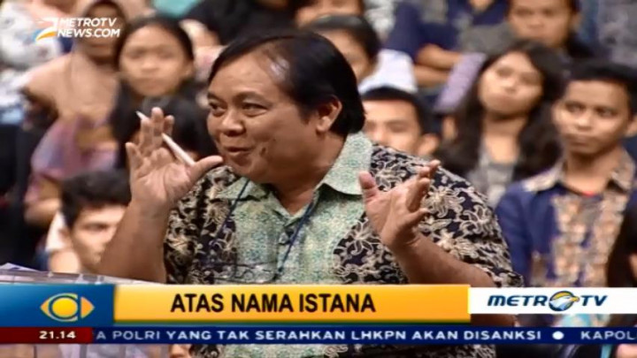 Lalu Lintas di Gerbang Tol Cikarang Utama Padat