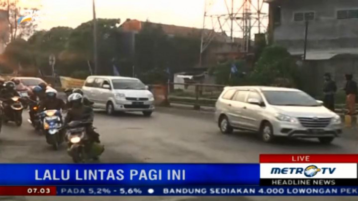 Lalu Lintas di Tol Cileunyi Didominasi Kendaraan Plat B