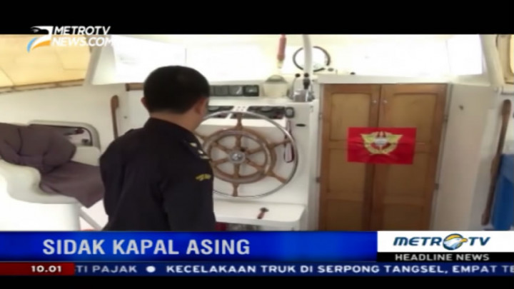 Bea Cukai Segel Kapal Pesiar Asing di Sorong