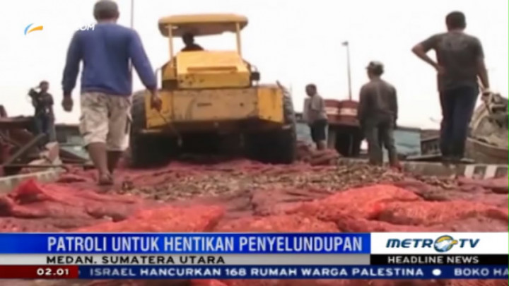 Petugas Bea dan Cukai Medan Musnahkan 170 Ton Bawang Ilegal