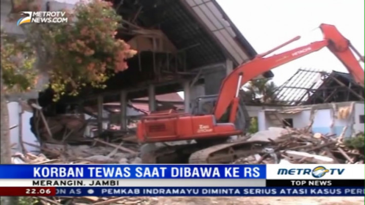 Gedung DPRD Merangin Runtuh, Satu Tewas