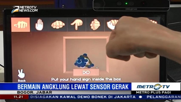Aplikasi Angklung Digital dengan Sensor Gerak