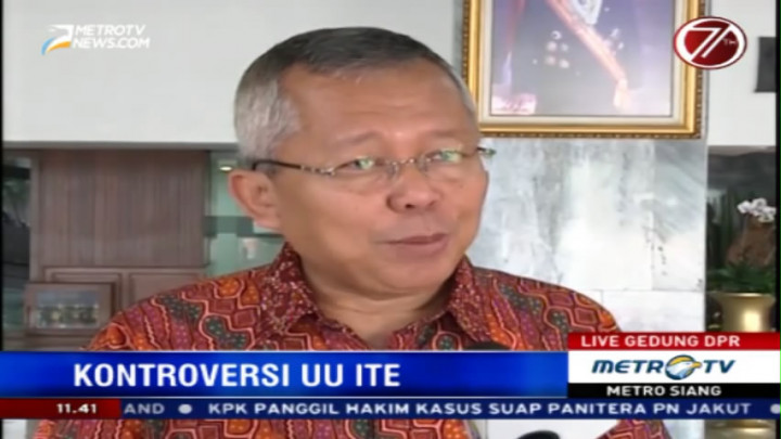 DPR akan Bahas Pelaporan Haris Azhar saat Raker dengan Kapolri