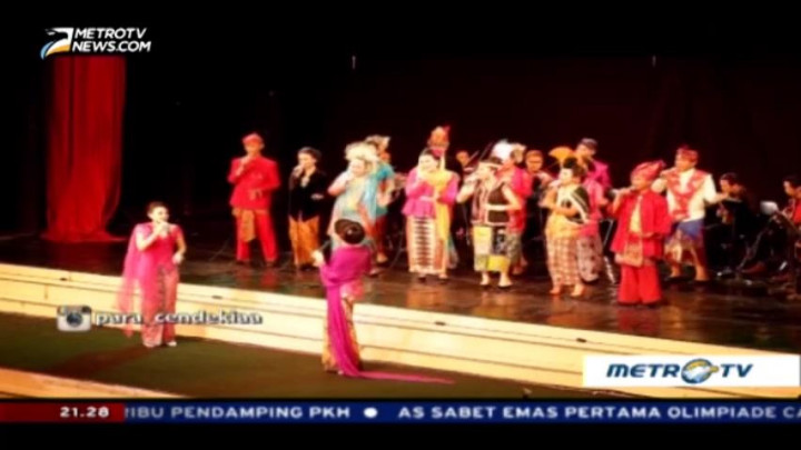 Belajar dari Sundari Soekotjo (3)