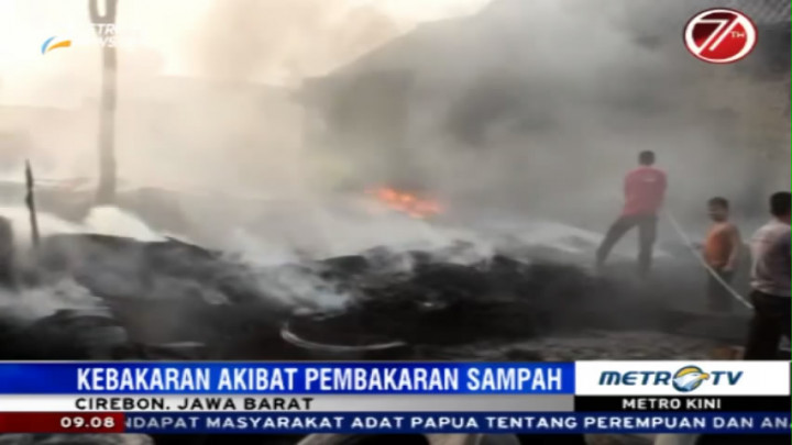 Gudang Ban di Cirebon Ludes Terbakar