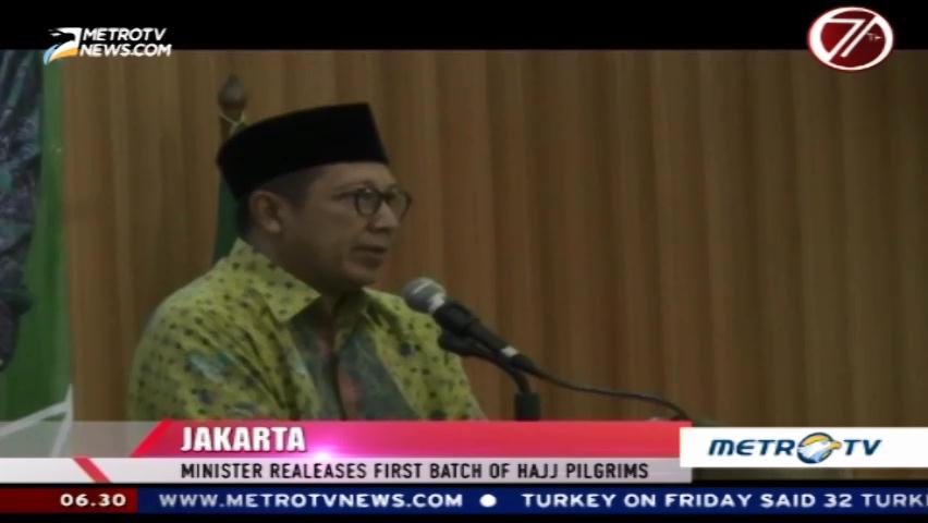 Minister Realeases First Batch of Hajj Pilgrims