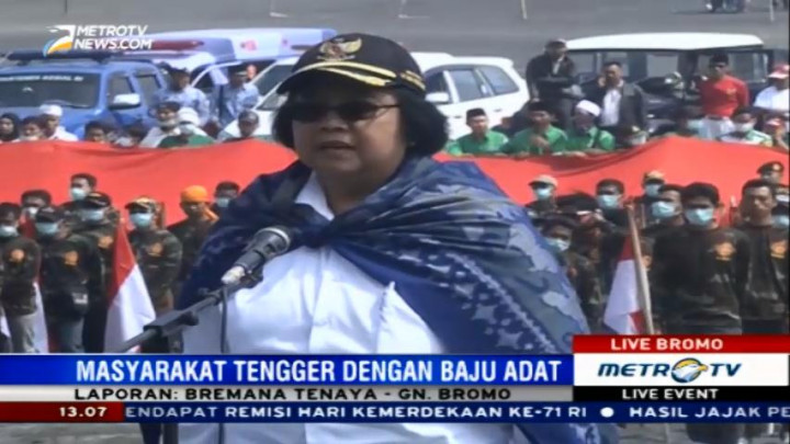 Menteri LHK Jadi Pembina Upacara Bendera di Gunung Bromo