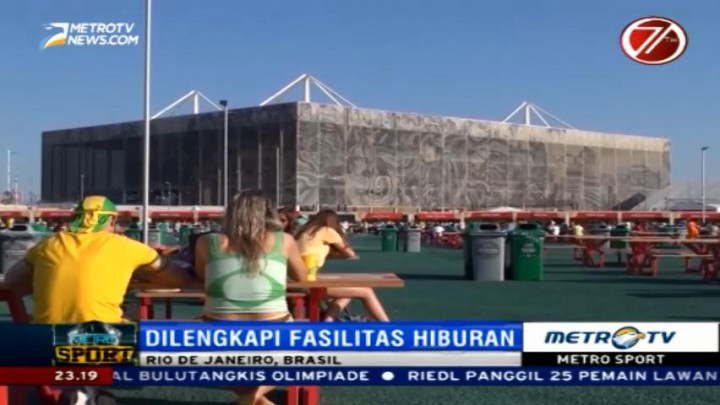 Kemeriahan Olympic Park di Malam Hari