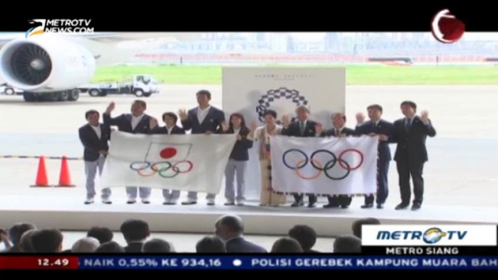 Bendera Olimpiade Tiba di Tokyo