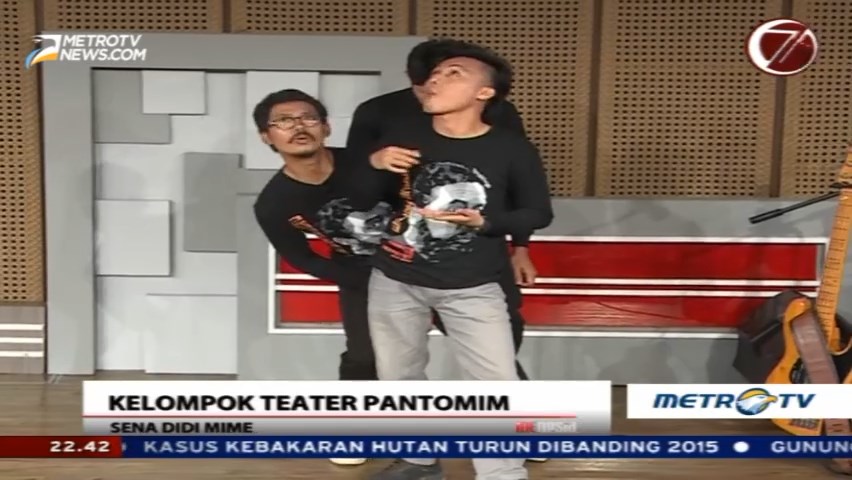 Melihat Penampilan Teater Pantomim Sena Didi Mime