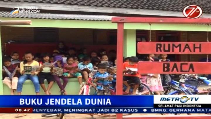 Seorang Penggembala Kambing di Lampung Membuka Rumah Baca