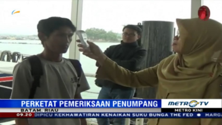 Antisipasi Zika, Petugas Periksa Ketat Penumpang Asal Singapura