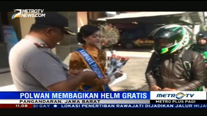 Sambut HUT ke-68 Polwan, Polsek Pangandaran Bagikan Helm Gratis