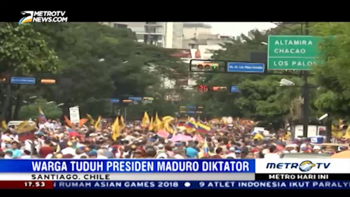 Ratusan Warga Venezuela di Chile Dukung Pencopotan Presiden Maduro