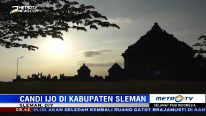 Menanti Matahari Terbenam di Candi Ijo