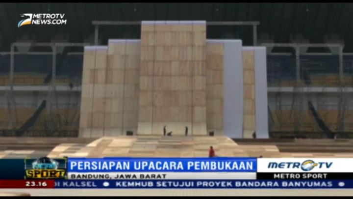Persiapan Upacara Pembukaan PON XIX
