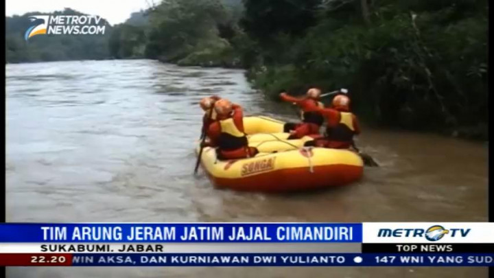 Tim Arung Jeram Jatim Jajal Sungai Cimandiri