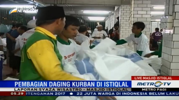 Masjid Istiqlal Tak Langsung Bagikan Daging Kurban ke Warga