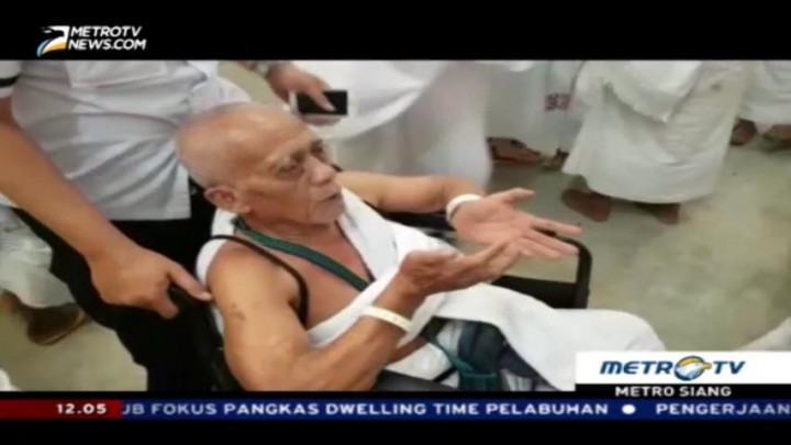 Jamaah Haji Kelelahan Hingga Tersesat saat Lontar Jumrah