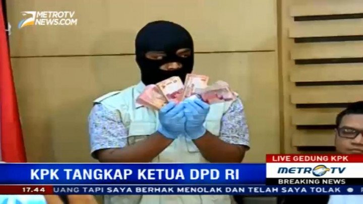 Ini Barang Bukti Penangkapan Irman Gusman