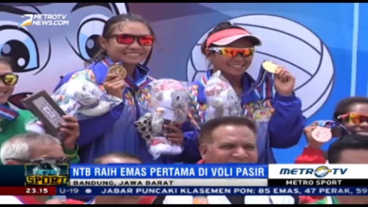 Tim Voli Pasir Putri NTB Raih Emas Pertamanya