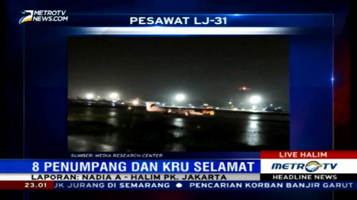 Pesawat Evakuasi Medis Tergelincir di Bandara Halim