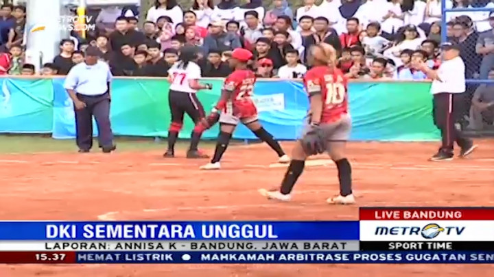 Tim Softball DKI Jakarta Unggul Sementara atas Papua
