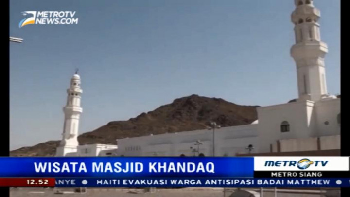 Wisata Sejarah di Masjid Khandaq