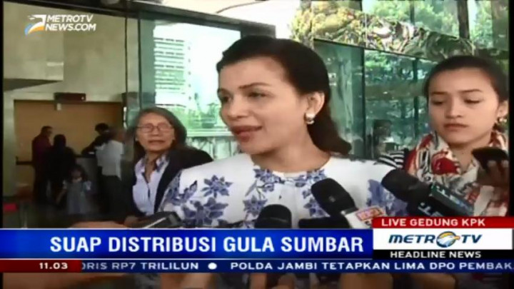 Datangi Gedung KPK, Liestyana Izin Kunjungi Irman Gusman