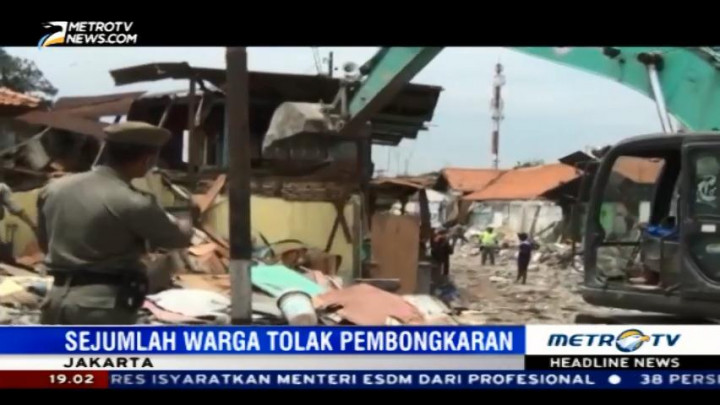 24 Bangunan di Bukit Duri Dibongkar