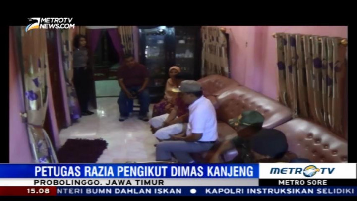Razia Rumah Warga, Petugas Temui Pengikut Dimas Kanjeng Asal Cianjur