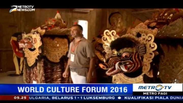 Peserta World Culture Forum 2016 Kunjungi Rumah Topeng Setia Darma