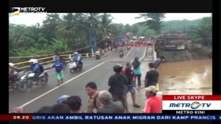 Jembatan Penghubung Jabar-Jateng Ambles, Polisi Berlakukan Sistem Buka Tutup