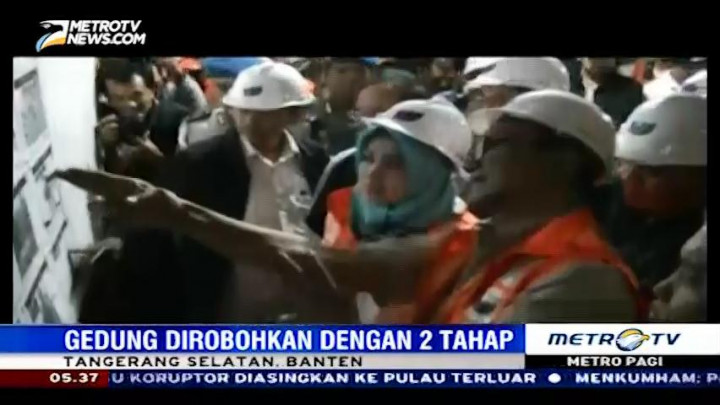 Wali Kota Tangsel Tinjau Lokasi Gedung Roboh di Bintaro