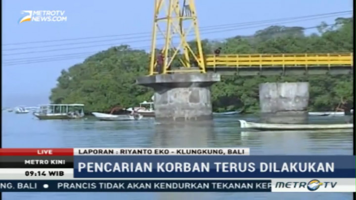 Basarnas Lakukan Pencarian Korban Ambruknya Jembatan Kuning