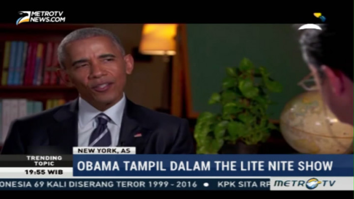 Lucunya Stephen Colbert Bantu Obama Perbaiki CV Kerja