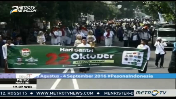 Peringati Hari Santri Nasional, Warga Jombang Gelar Kirab Keliling Kota