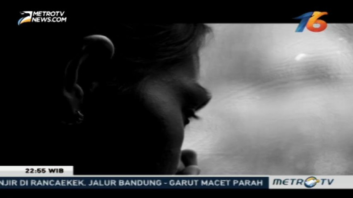 Sketsa Dua Kisah (3)