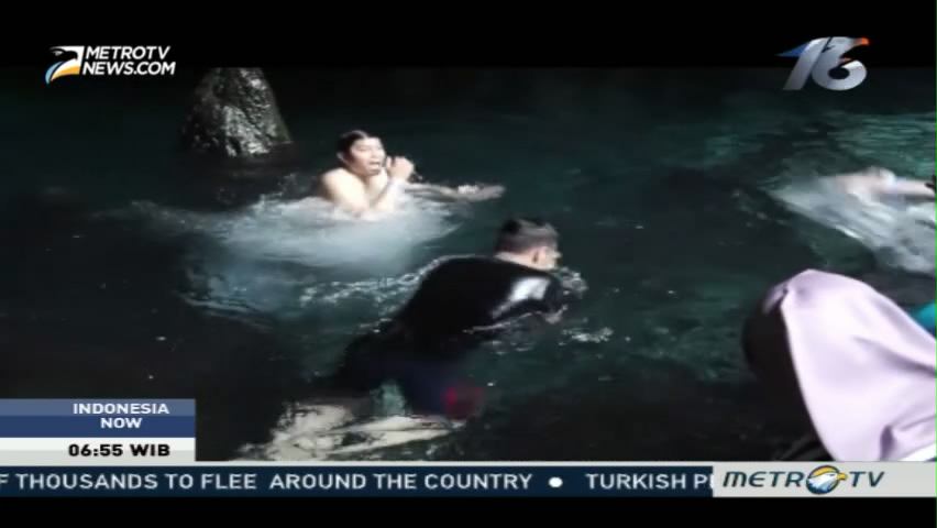 A Visit to Hawang Cave in Kei Kecil Island