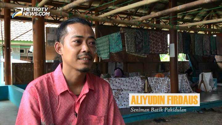 Seniman Kampung Perkenalkan Batik Pakidulan pada Dunia