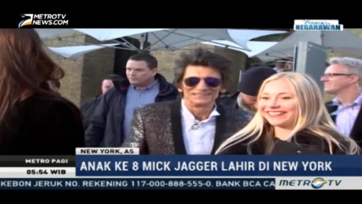 Mick Jagger Jadi Ayah di Usia 73 Tahun